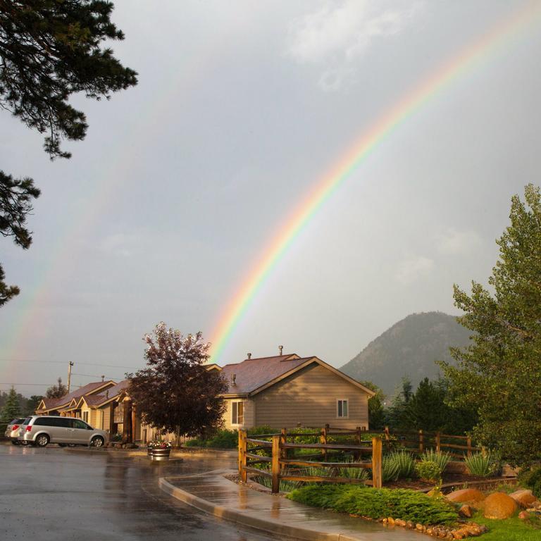 Hotel Beaver Brook On The River Estes Park Exterior foto